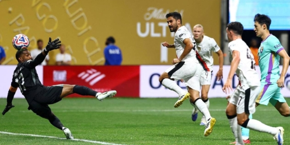 İlkay’lı Manchester City ezdi geçti: 6-0