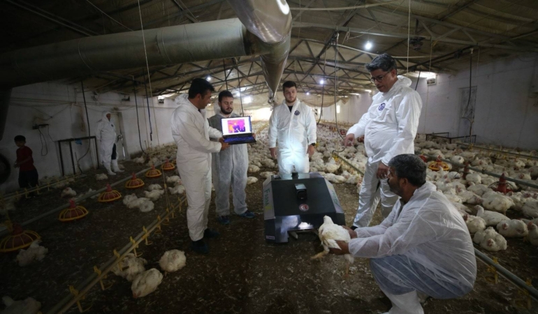 İlk Yerli Kanatlı Sağlık Takip Robotu