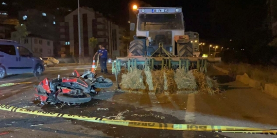 Traktöre çarpan motosikletin sürücüsü öldü