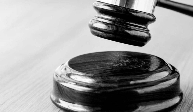 Hekim Hakları Kazandı